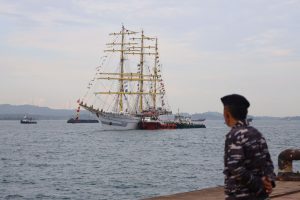 KRI Bima Suci Singgah di Dermaga Batu Ampar Batam, Kamis (6/4/2023). Foto: indomaritim.com/TNI AL