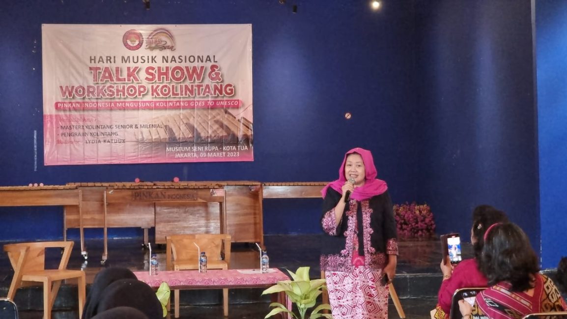 Ketua Umum PINKAN Indonesia, Penny Iriana Marsetio menyampaikan sambutan pada workshop peringatan Hari Musik Nasional di Jakarta. Foto: Anton