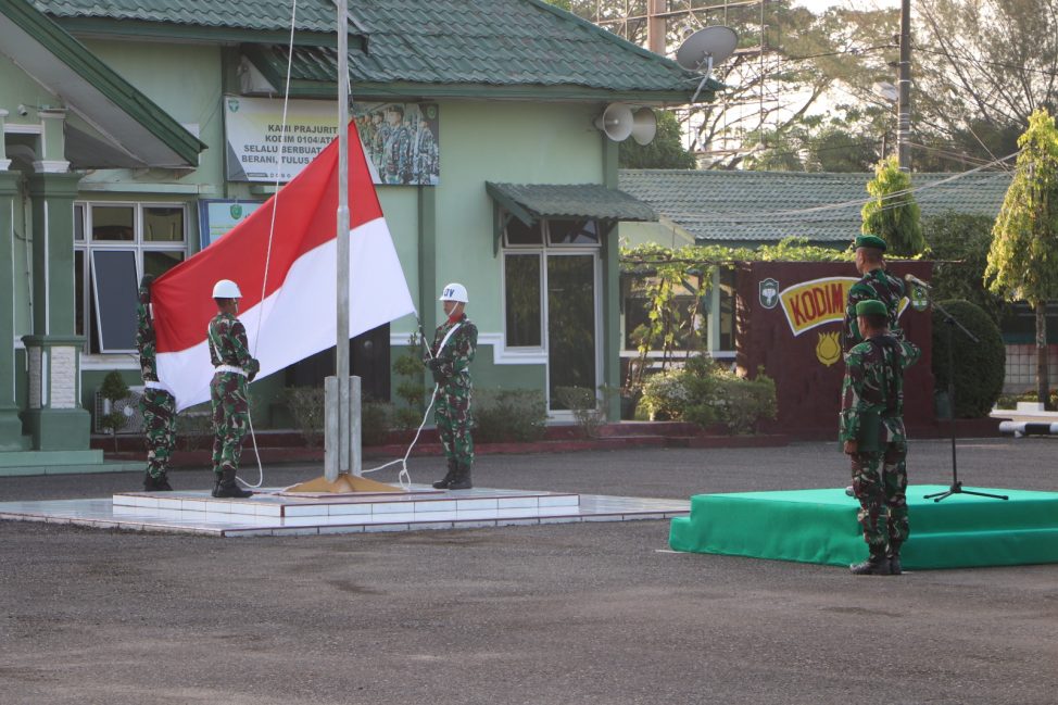 Kodim Aceh Timur Laksanakan Upacara Bendera, Senin (6/3/2023).