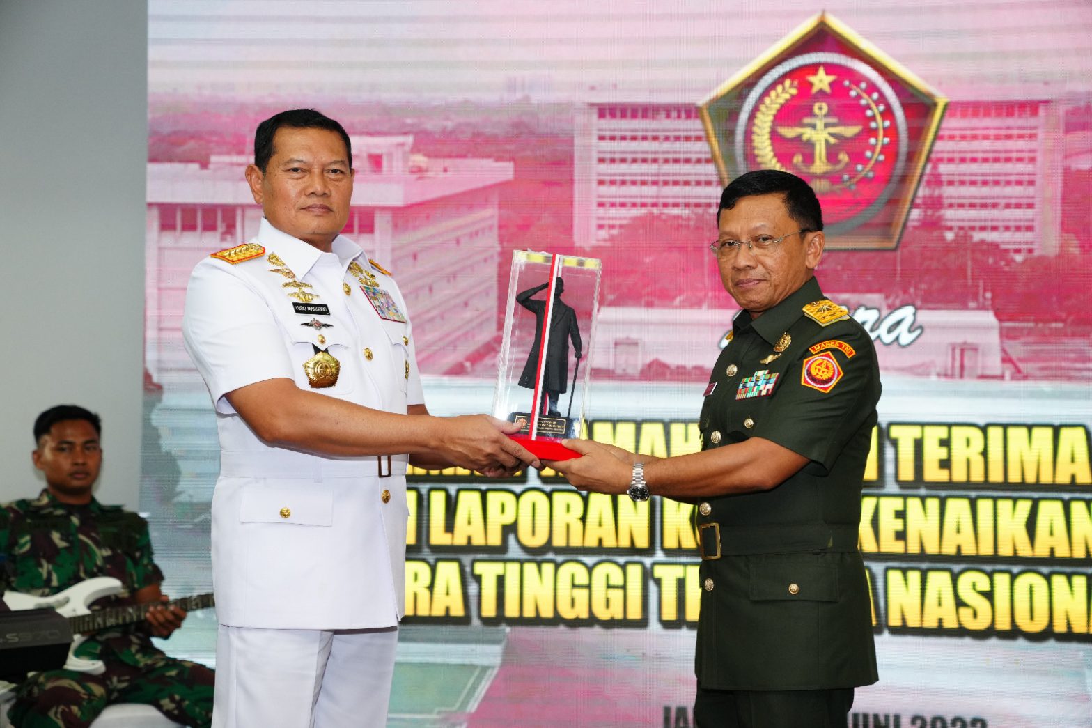 Panglima TNI Ajak Prajurit untuk Terus Membangun TNI