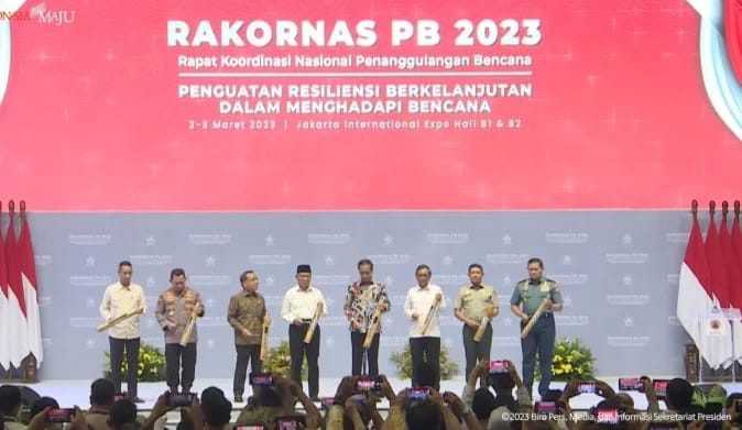 Presiden Jokowi membuka Rapat Koordinasi Nasional Penanggulangan Bencana di JIExpo Kemayoran, Kamis (2/3/2023)