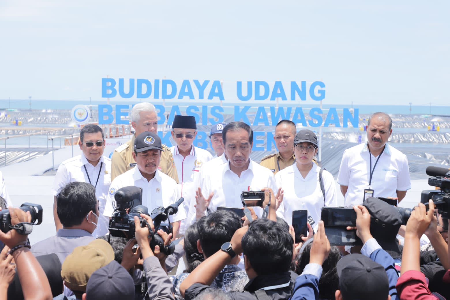 Presiden Jokowi Resmikan Tambak Udang Modern Ramah Lingkungan di Kebumen, Kamis (9/3/2023)