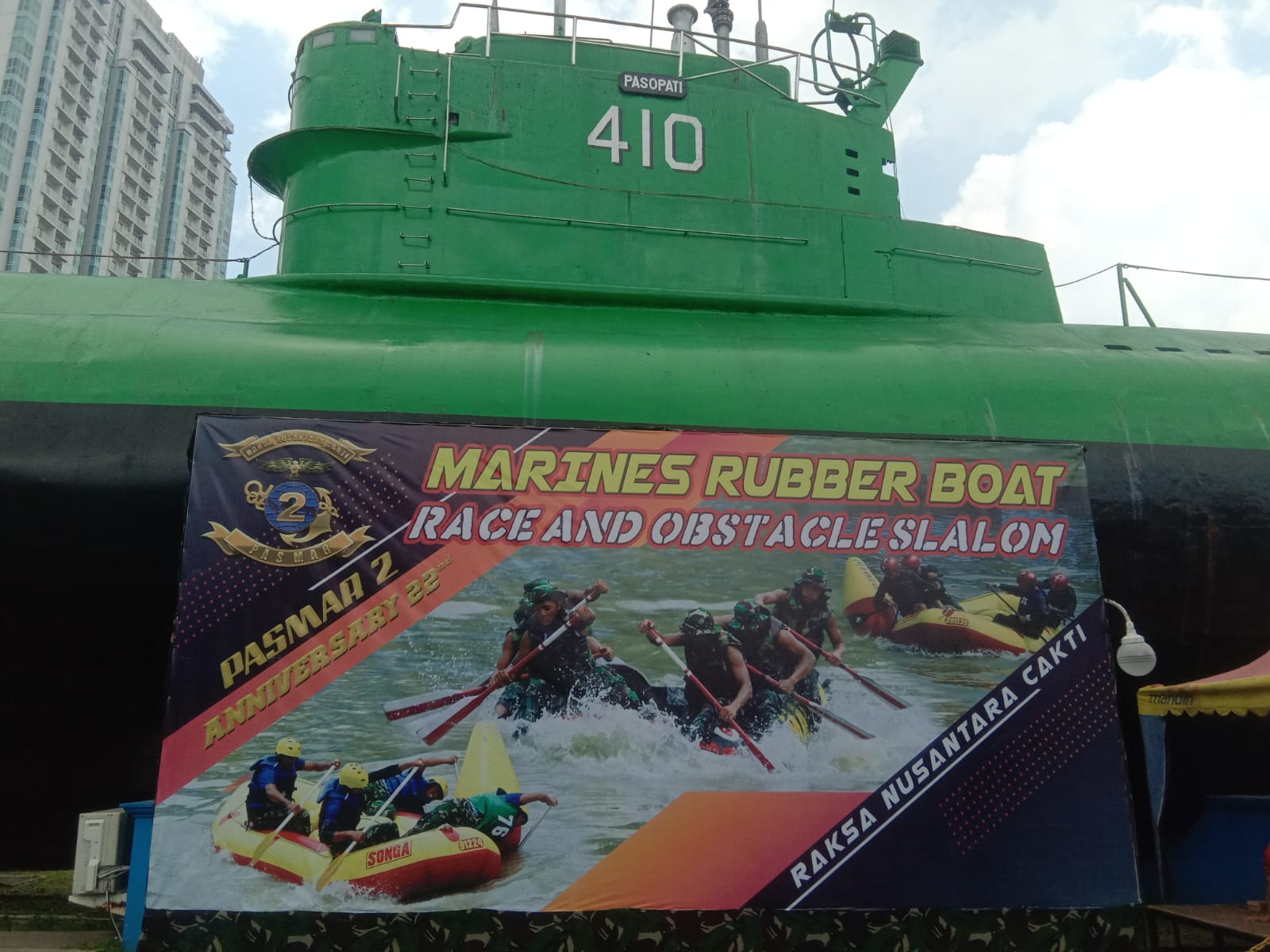 Lomba Race dan Obstacle Slalom Rubber Boat dalam Rangkat HUT-22 Pasmar 2 di Sungai Kalimas, Surabaya (10-12/3/2023) Foto: Wagino