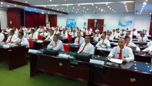 Peserta Program Pendidikan Reguler Angkatan (PPRA) LXV Lemhannas RI Tahun 2023 mengikuti kuliah di Gedung Dwi Warna Lemahnanas, Jakarta, 12 April 2023. Foto Indomaritim/Zakir