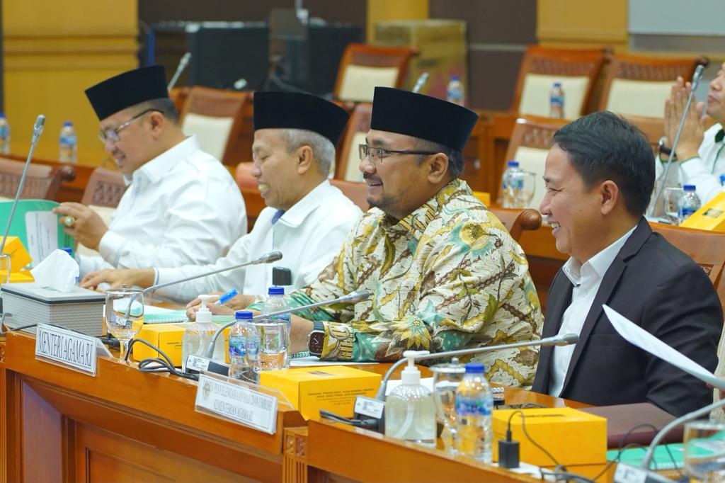Pemerintah dan DPR RI sepakati biaya haji kuota tambahan dalam rapat di Gedung DPR RI, Senayan, Jakarta, Selasa (23/5/2023). Foto: Indomaritim.com/Humas Kemenag